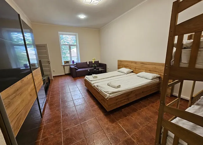 Coin Apartments&Poshtel