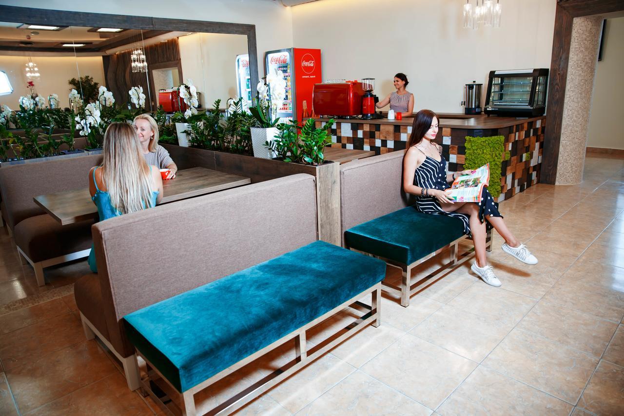 Coin Apartments&poshtel Hostel Czernowitz