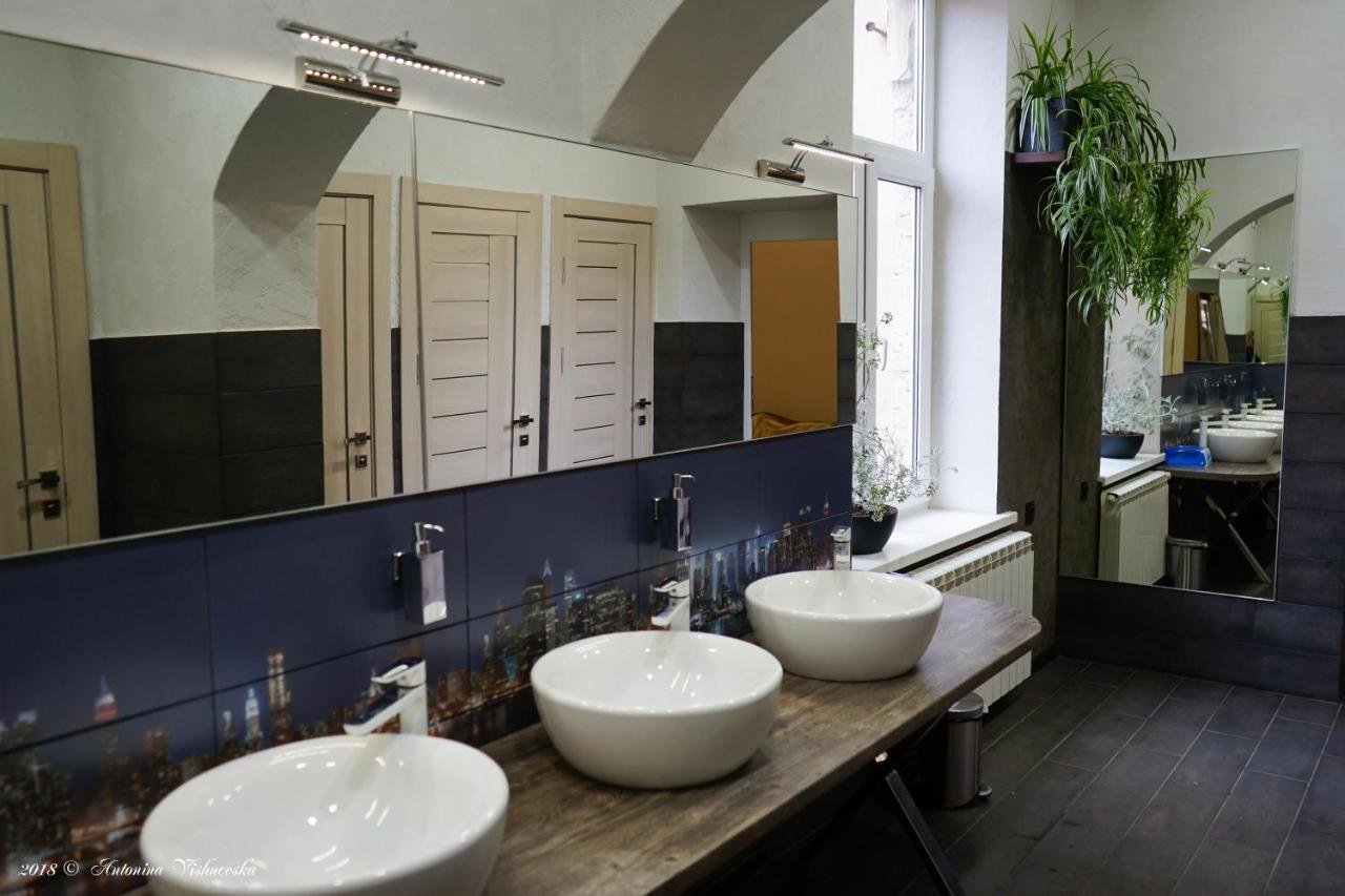 Coin Apartments&poshtel Hostel